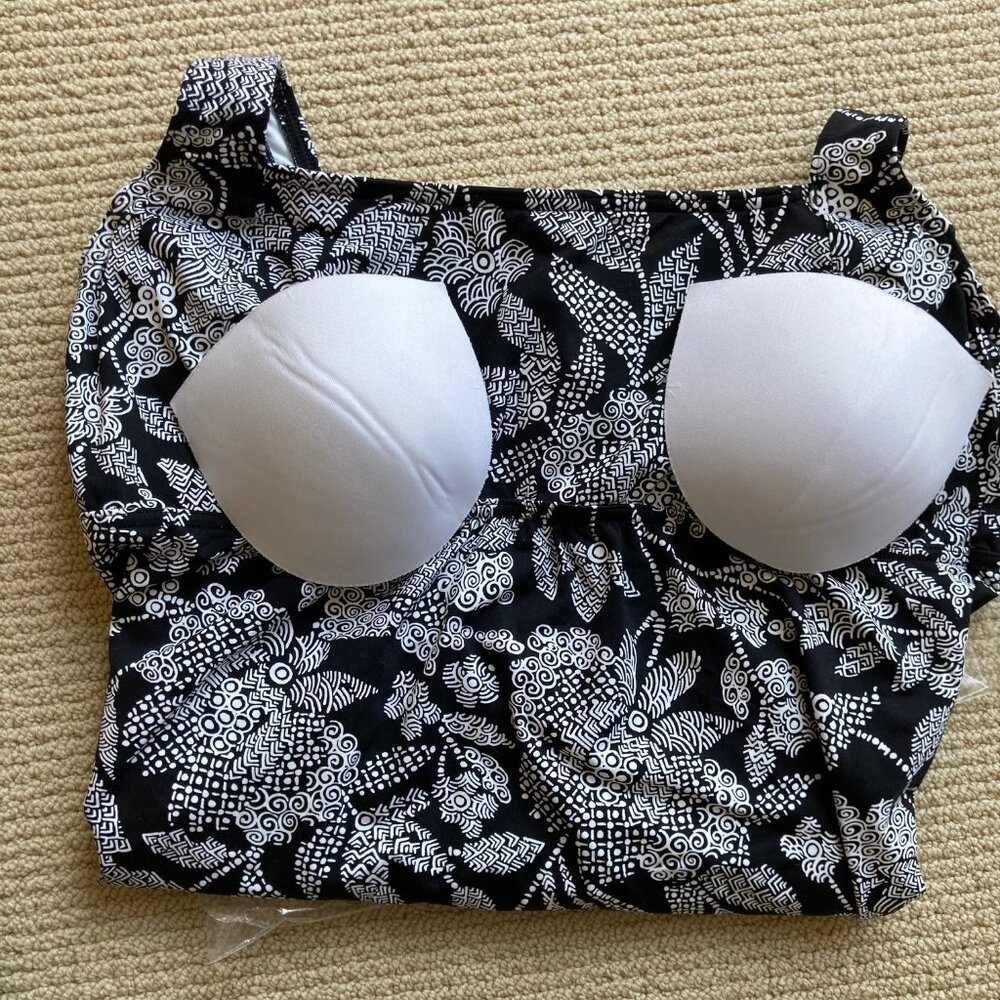 Lands' End Black & White Print Square Neck Halter A-Line Swim Dress 12 Swim Top - Picture 11 of 15